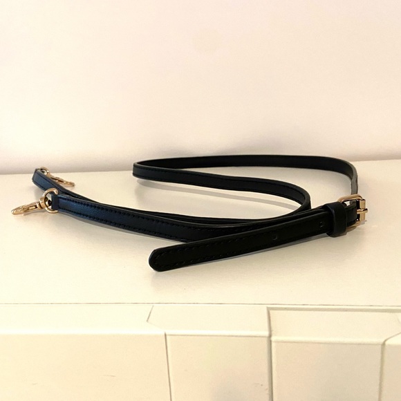 Black fake fur clutch bag - Picture 4 of 4